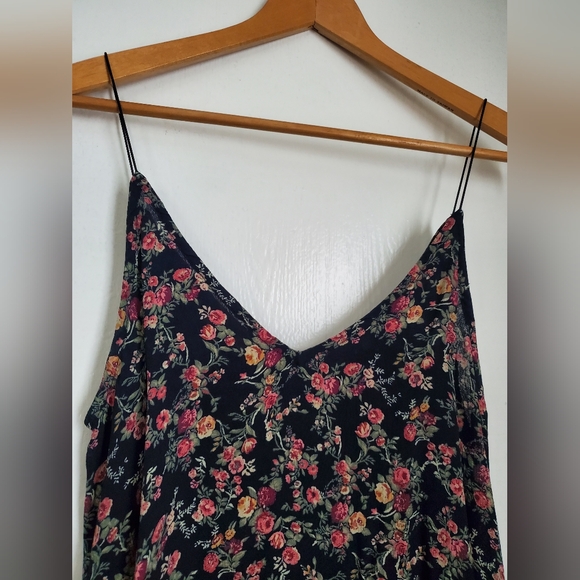 Volcom Top - Picture 2 of 4